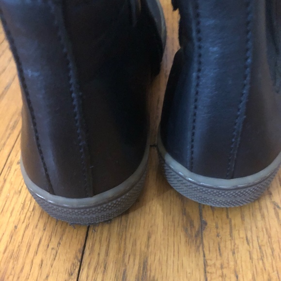 CHIC Italian boot for boys- WORN TWICE - Picture 3 of 4
